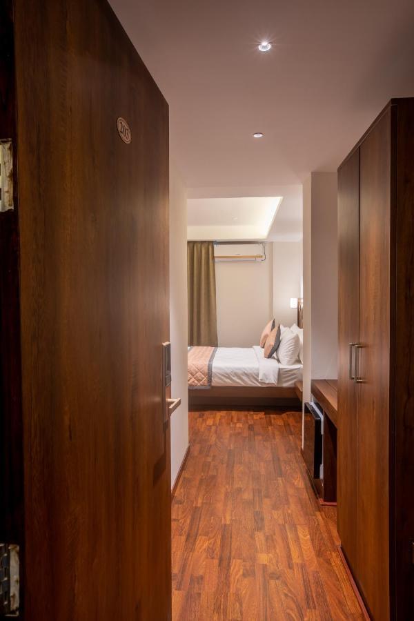 Golden Fortune Inn Hotel Bengaluru Zewnętrze zdjęcie