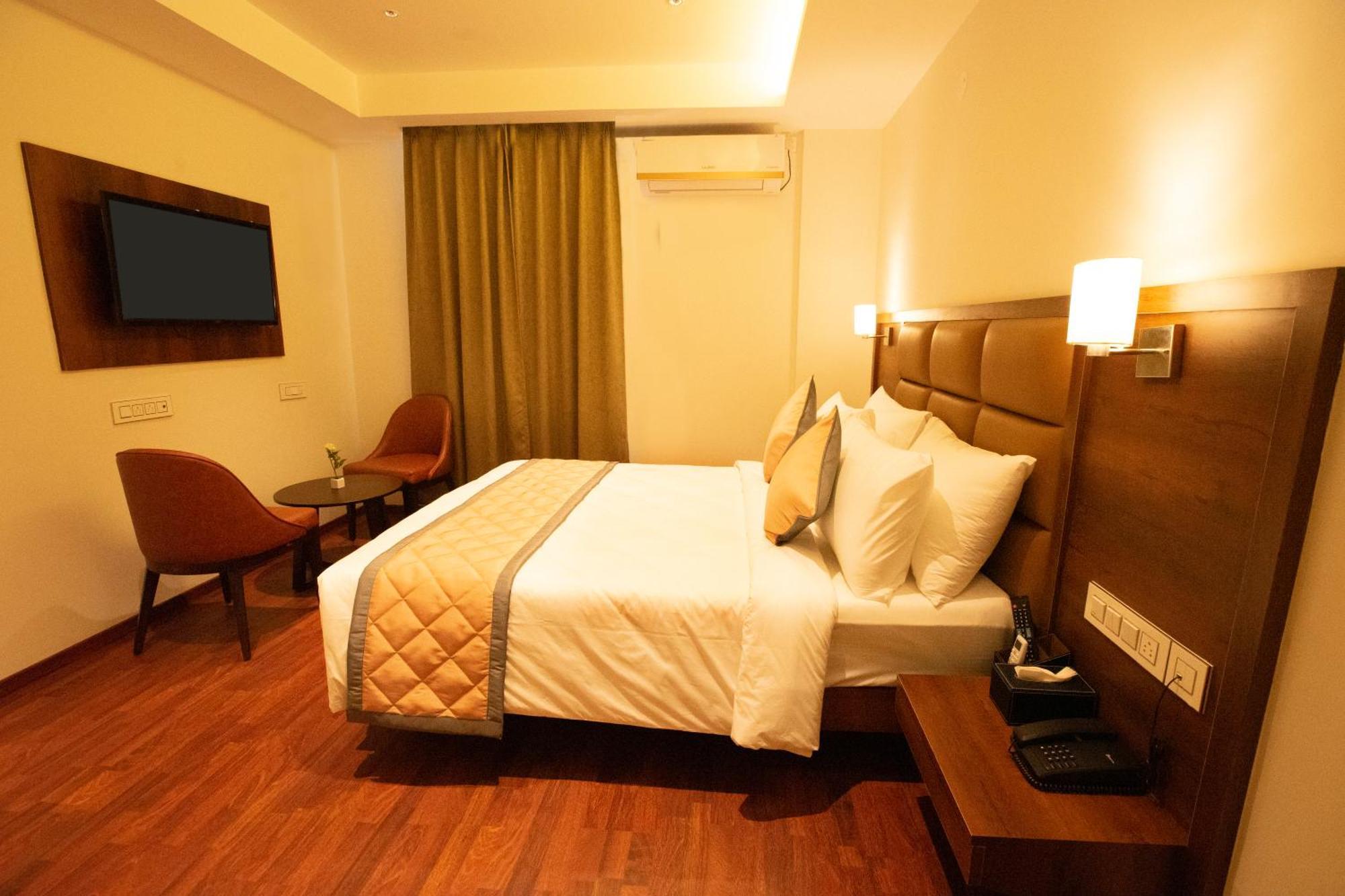 Golden Fortune Inn Hotel Bengaluru Zewnętrze zdjęcie