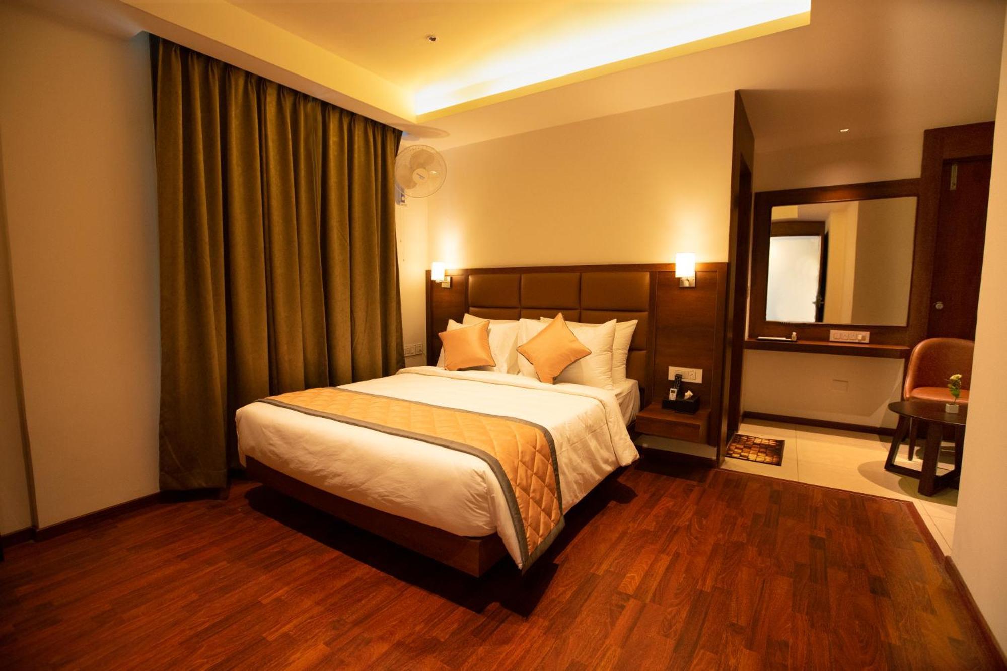 Golden Fortune Inn Hotel Bengaluru Zewnętrze zdjęcie